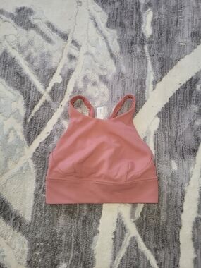Lululemon athletica High-Neck Sports Bra Size 6